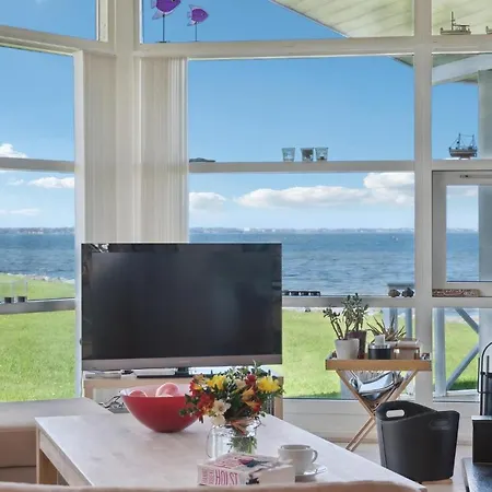 Beautiful In With House Sea View Holiday home *