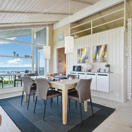 Beautiful In With House Sea View Holiday home *