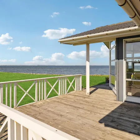 Beautiful In With House Sea View Holiday home *